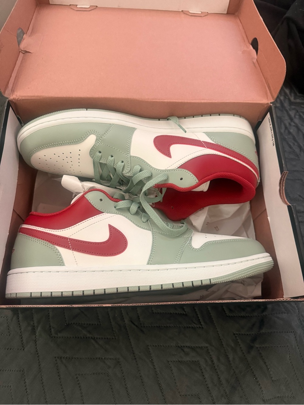 Nike Air Jordan low Jade Horizon Sneakers in Mint, White & Red